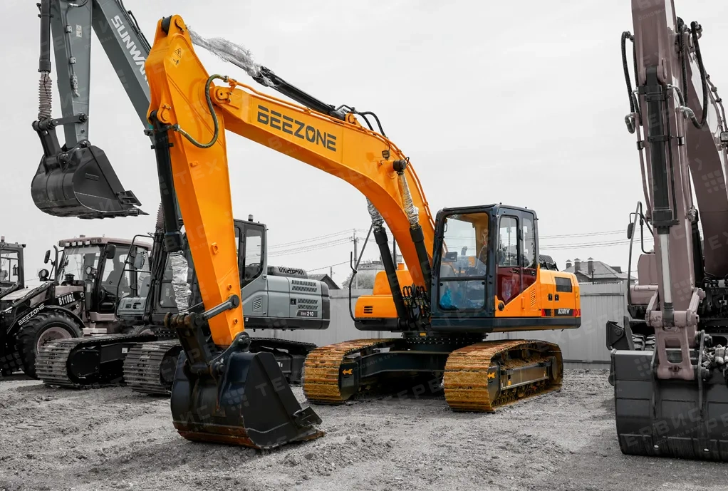 Гусеничный экскаватор BEEZONE B210EW