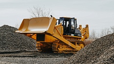 Утилизационный сбор в 2026 году: глобальные изменения и стратегия выбора спецтехники для бизнеса